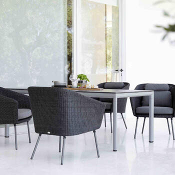 Mega Sessel und Sofa