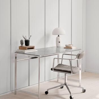 VIPP430 Studio Desk