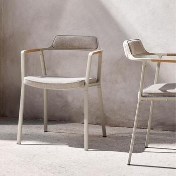 Outdoor Open-Air Chair