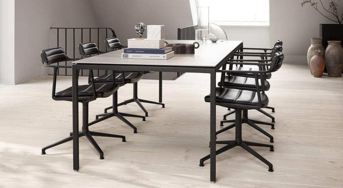 VIPP Dining - Meeting - Working] - ]