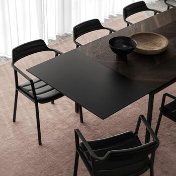 VIPP Table Tische