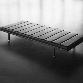 VIPP461 SHELTER DAYBED