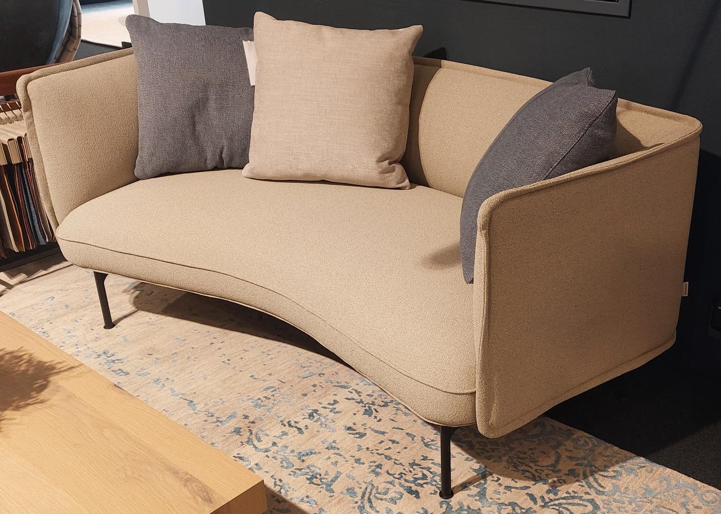 Aktion - Lilin Sofa